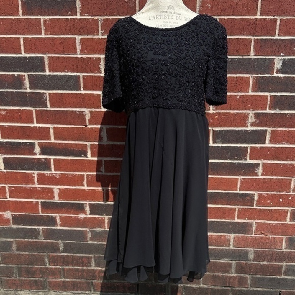 Laurence Kazar Elegant Black Midi Dress with Textured Overlay HG